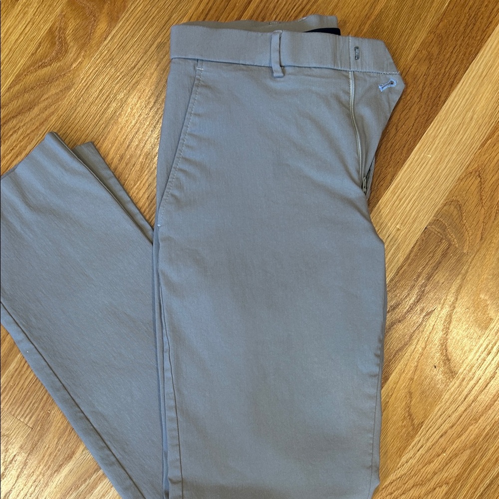 Men's khaki Pants- Tommy Hilfiger